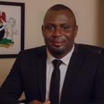 blue and white gradient geometric arrow best website investation youtube thumbnail (39)